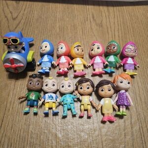 Cocomelon Lot 13 Figures